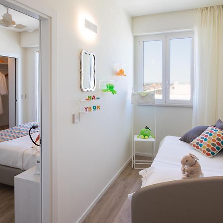 Una Hotels Imperial Beach Hotel มาร็อตตา ภายนอก รูปภาพ